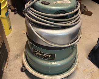 Vacuum
Vintage silver king