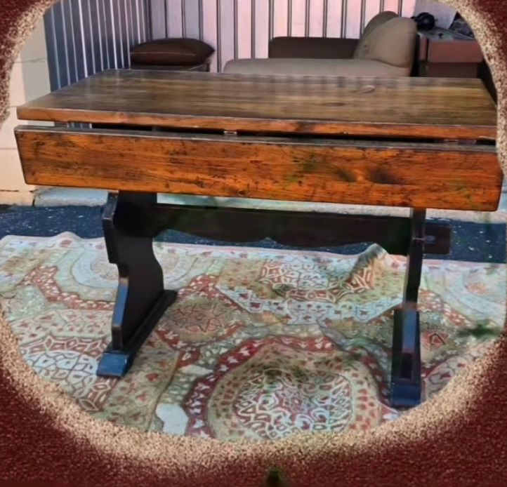 multiple tables and rugs of different sizes
