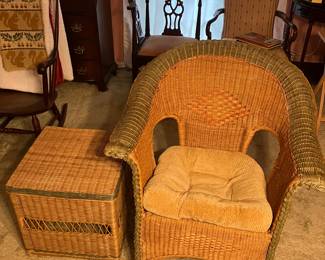 Ratan wide back chair with sturdy side table. Comfortable and clean.