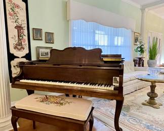 Baldwin Baby Grand Piano 