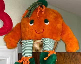 Vintage Ms. Noah Plush Stuffies 