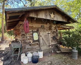Log Cabin - Inside Pictures Coming Soon!