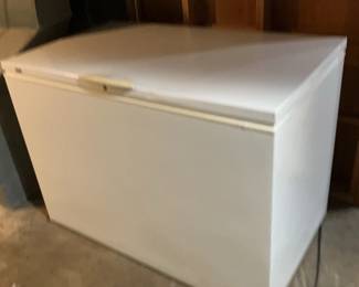 Kenmore Locking Deep Freezer