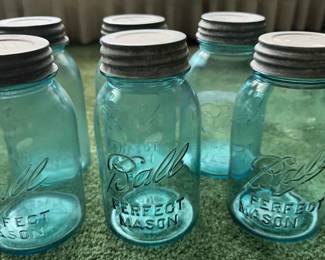 Half A Dozen Blue Ball Perfect Mason Regular Mouth Jars With Zinc Lids