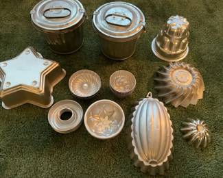 Aluminum Jello andor Cake Molds