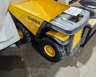 TONKA DUMP TRUCK