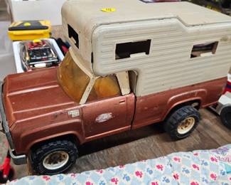VINTAGE TOY TRUCK WITH CAMPER