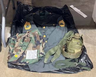 MILITARY ITEMS