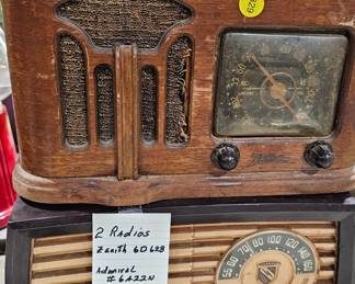 VINTAGE RADIOS