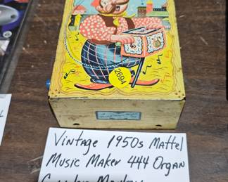 VINTAGE MATTEL MUSIC MAKER GRINDER MONKEY TOY