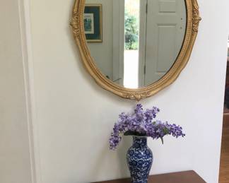 Classic entry table and mirror