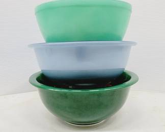 	Assorted Mixing Bowls (3)