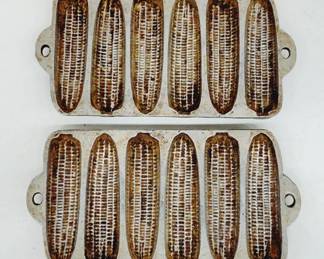 	Cast Aluminum Cornbread Pans