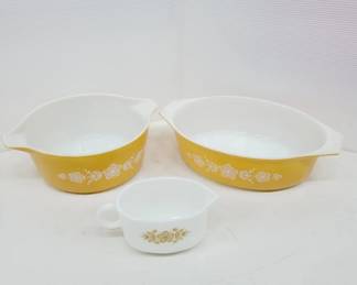 Pyrex Butterfly Gold Bakeware Lot