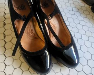 22.50 Sofft Black Patent Leather Mary Jane Heels