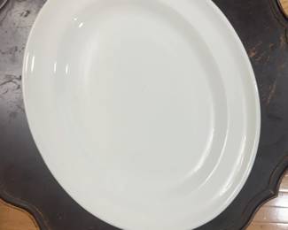$17.50 Over and Back made in Italy Oval Serving Platter 16 x 19