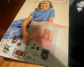 $12.50 Vintage Dollhouse kits as is five boxes included