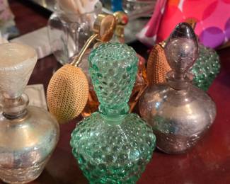 Perfume bottles and other vintage dresser items