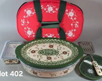 Temptations Christmas casserole carrier set