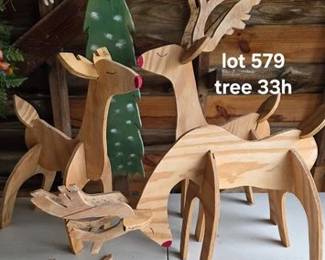 Wood cut reindeer and tree decor