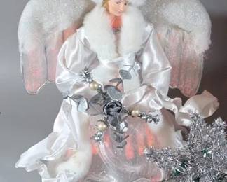 Fiber optic angel tree topper