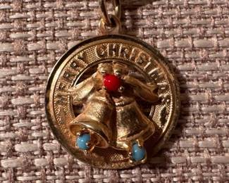 Vintage 14k yellow gold "Merry Christmas" charm