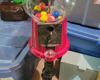 Gumball machine