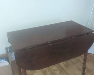 1830s primitive drop leaf table