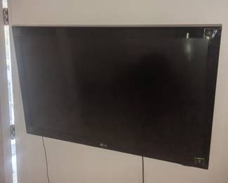 LG