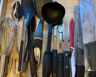 Assorted Kitchen Utensils