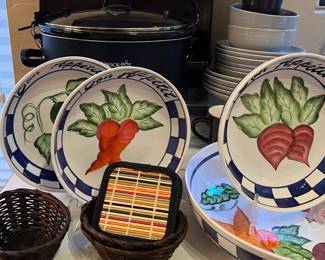 Bone Appetit Salad/Pasta Set, Crockpot