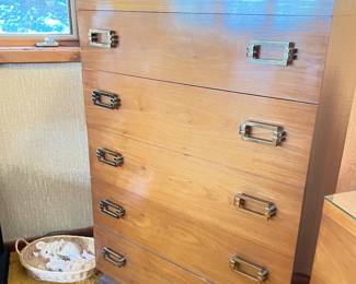 vintage mid century modern chest pf drawers