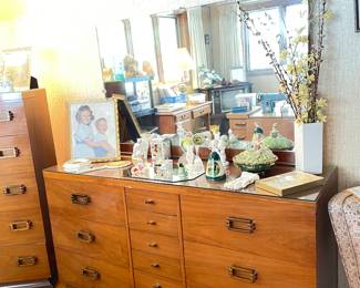 matching dresser w/mirror