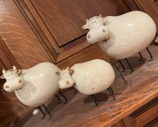 180 Cow Stoneware Decor Setmin