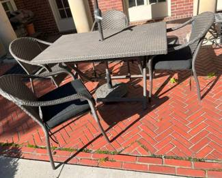 180 Frontgate Poly Wicker Patio Setmin