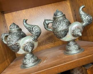180 Antique SinoTibetan Conch Shell Teapotsmin