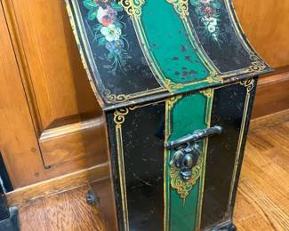 180 Vintage English Tole Peinte Footed Coal Scuttlemin