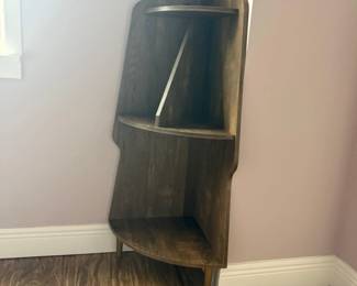 shaped book shelf