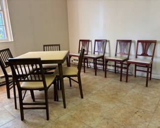 4 folding chairs