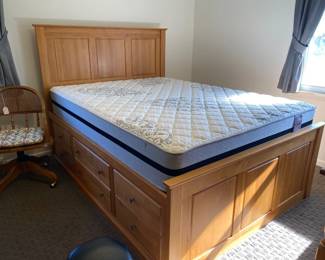 Queen Size Bed- Solid Oak - Amish Made