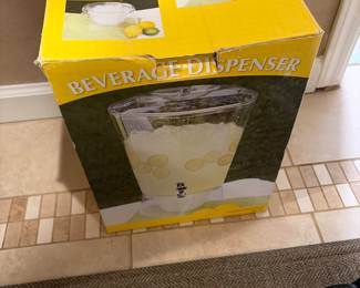 Summertime beverage dispenser