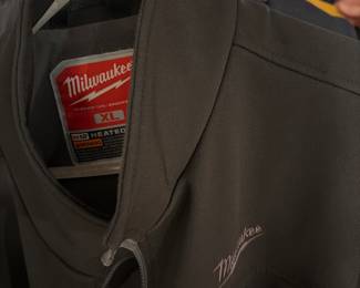 Extra large Milwaukee men’s jacket