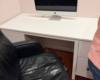 White desk 