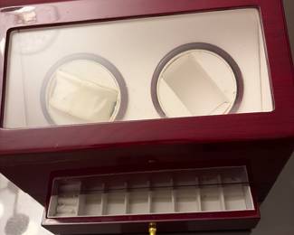 Men’s jewelry box with rotating  winding watch Holder