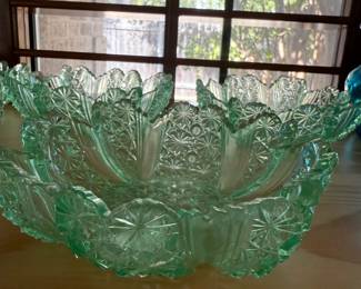 Hobbs Brockunier Vaseline uranium glass berry bowls - they glow in the dark! We have 5