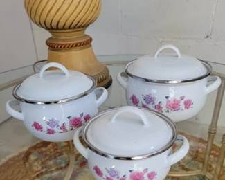 Vintage Enamelware Set