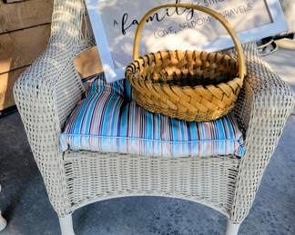 Vintage Wicker Chair, Art & Baskets