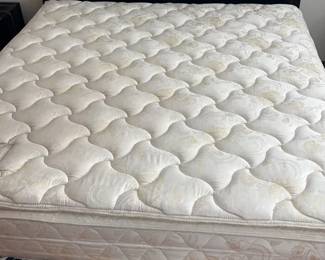 Romweber Furniture King Size Bed With Holbrook Elite Mattress