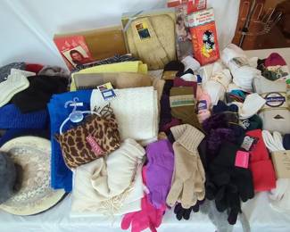Large Collection Of New Socks, Slippers, Gloves, Pashminas, Scarves, Berets Knit Caps