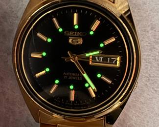 SEIKO 5 AUTOMATIC , 21 JEWEL DAY/DATE JUST WATCH